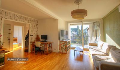 Appartement - 80 m² - 3 pièces