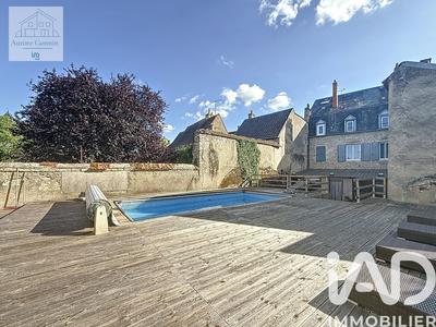 Maison - 278 m² - 6 pièces