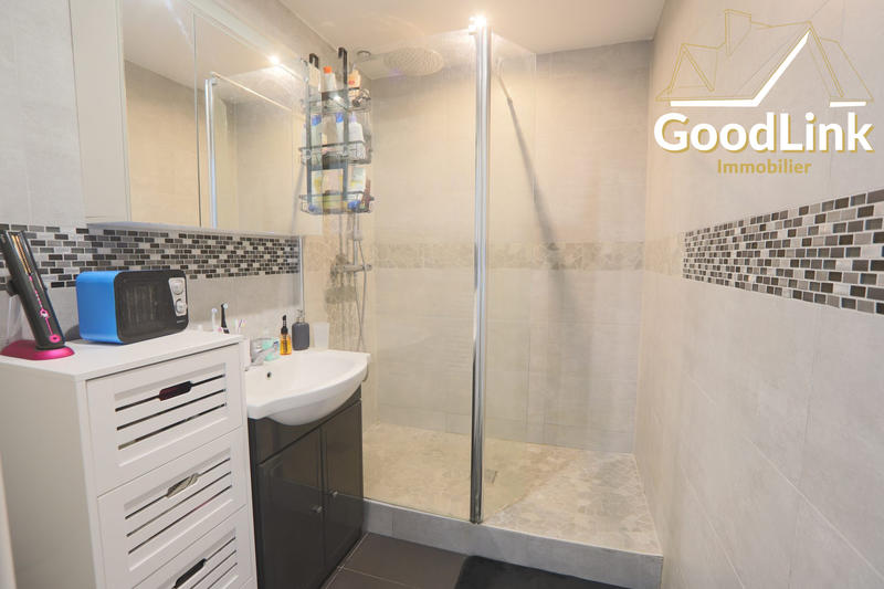 Maison - 81 m² - 4 pièces