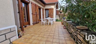 Maison - 185 m² - 8 pièces