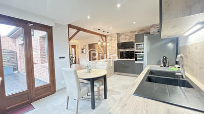 Pavillon - 144 m² - 6 pièces