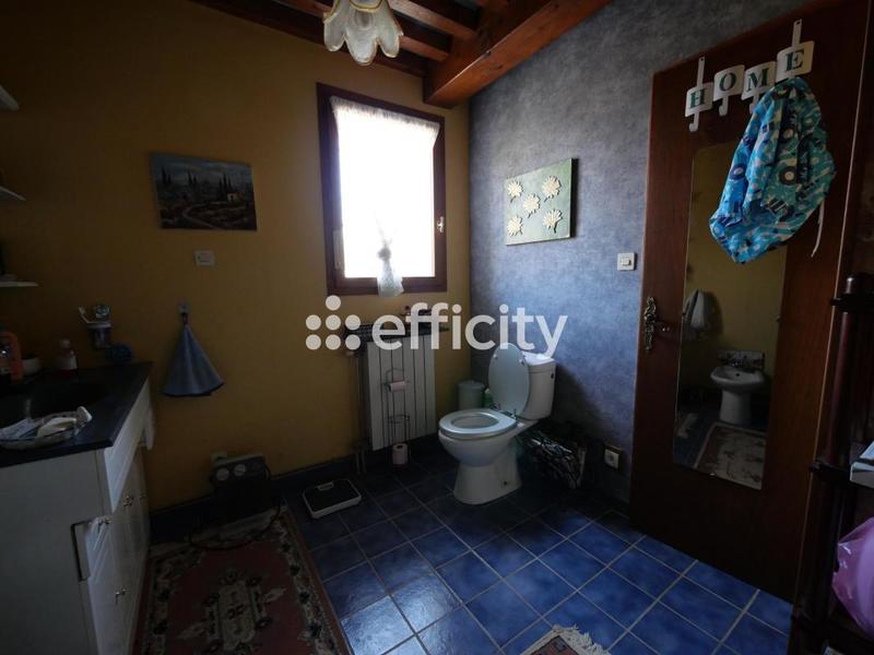 Maison - 163 m² - 8 pièces