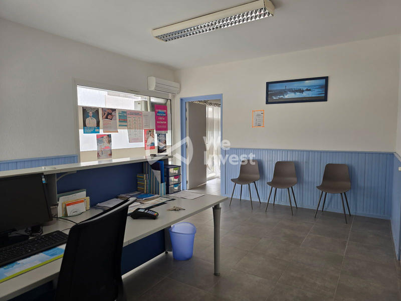 Local commercial - 62 m² - 2 pièces