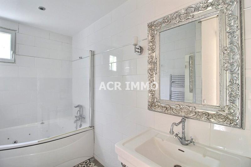 Maison - 160 m² - 7 pièces