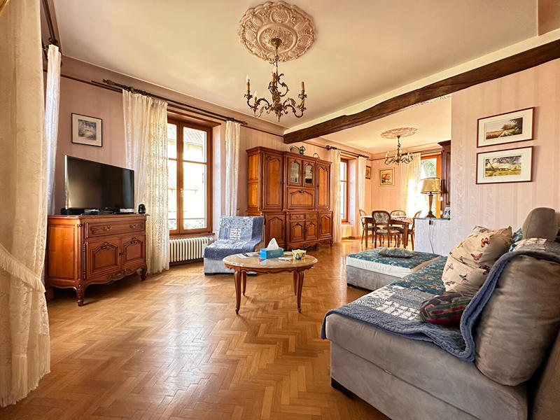 Maison - 139 m² - 7 pièces