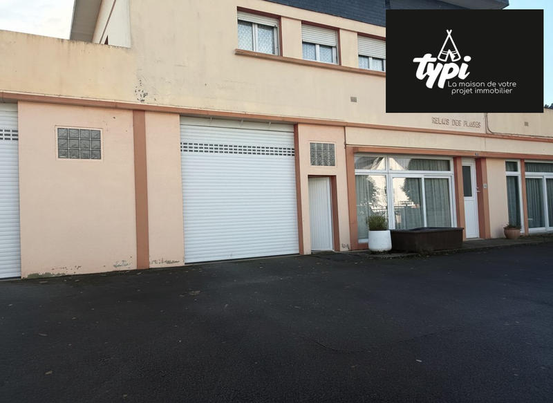 Maison - 230 m² - 10 pièces