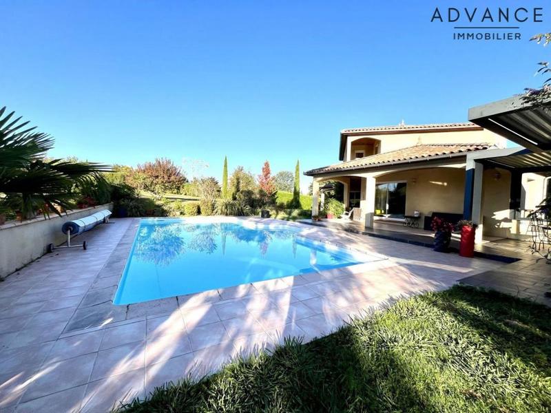 Maison - 172 m² - 6 pièces