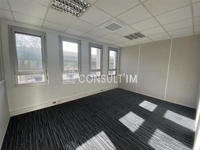 Bureau - 310 m²
