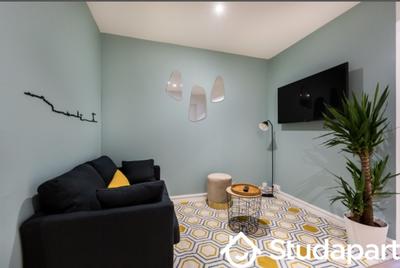 Chambre - 82 m² - 1 pièce