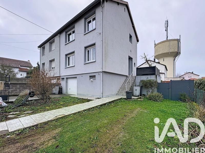 Maison - 90 m² - 5 pièces