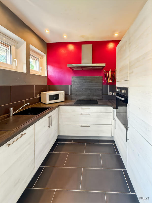 Maison - 144 m² - 7 pièces