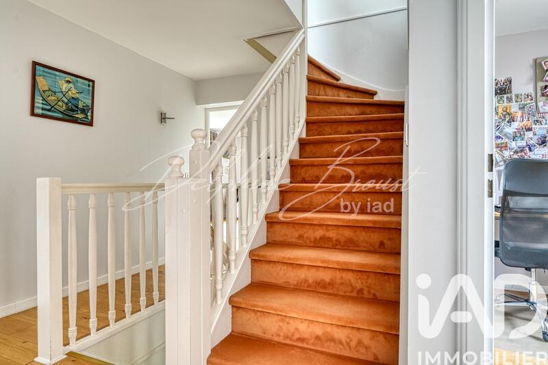 Maison - 157 m² - 7 pièces