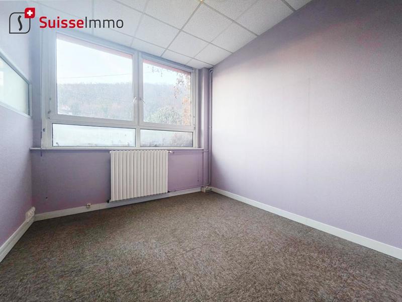 Bureau - 559 m² - 14 pièces