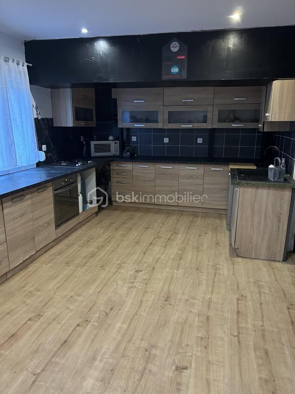 Maison ancienne - 105 m² - 4 pièces