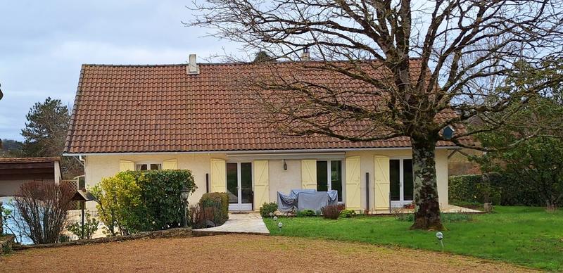 Maison - 159 m² - 7 pièces