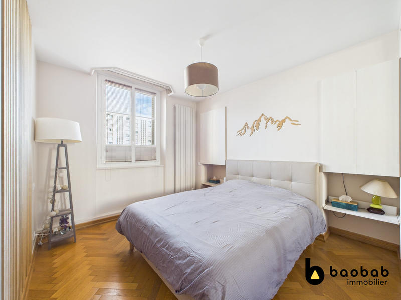 Appartement - 170 m² - 7 pièces