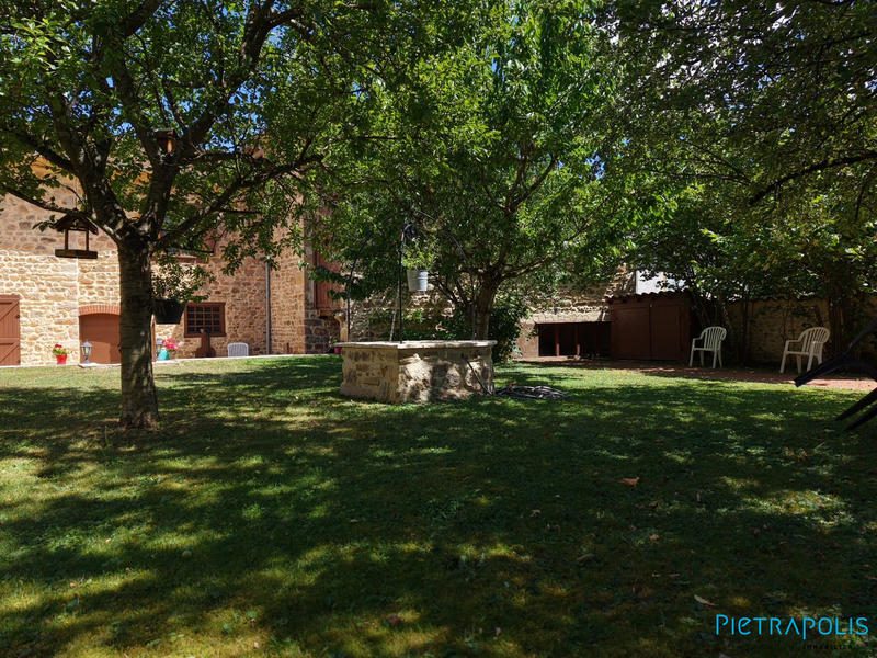 Maison ancienne - 221 m² - 8 pièces