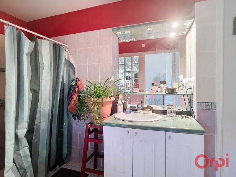 Maison - 295 m² - 12 pièces