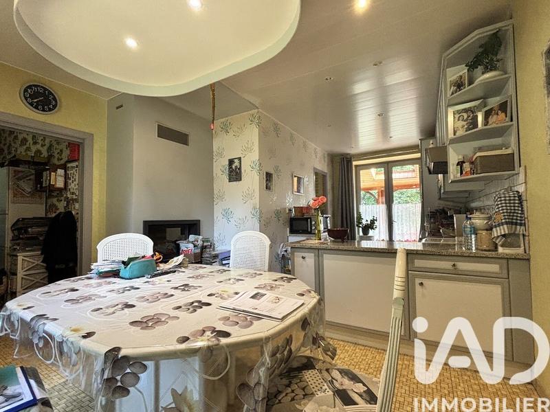 Maison - 144 m² - 7 pièces