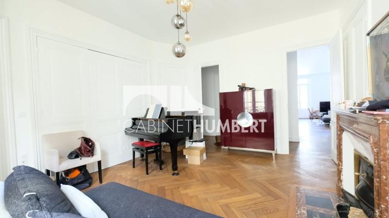 Appartement - 123 m² - 4 pièces