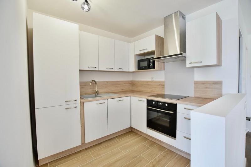 Appartement - 76 m² - 5 pièces