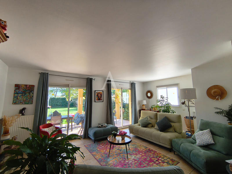 Maison - 187 m² - 7 pièces