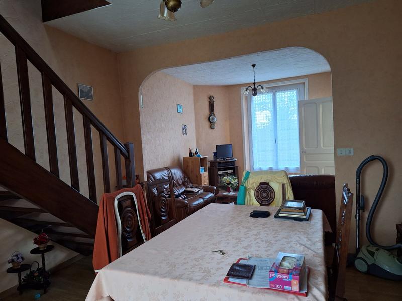 Maison - 94 m² - 4 pièces