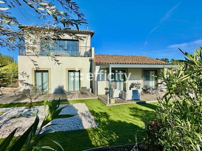 Villa - 143 m² - 8 pièces