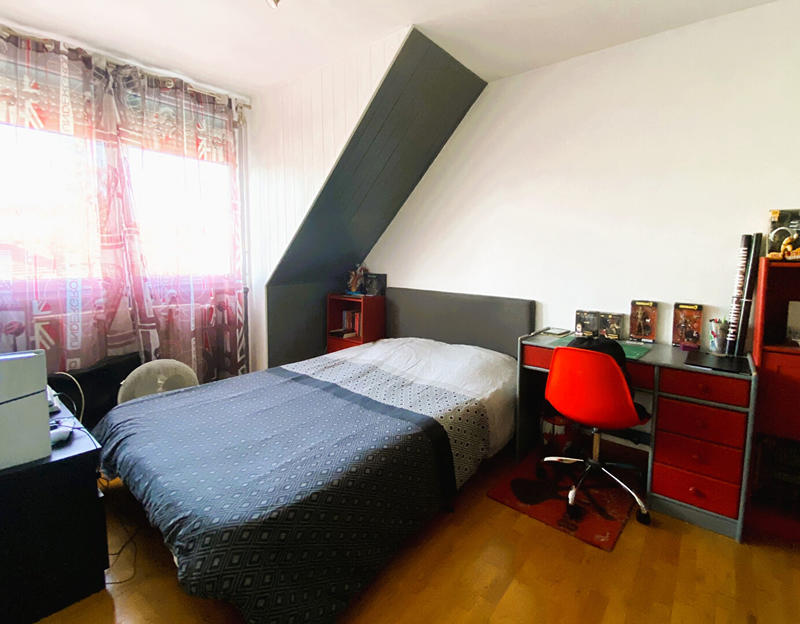 Maison - 91 m² - 6 pièces