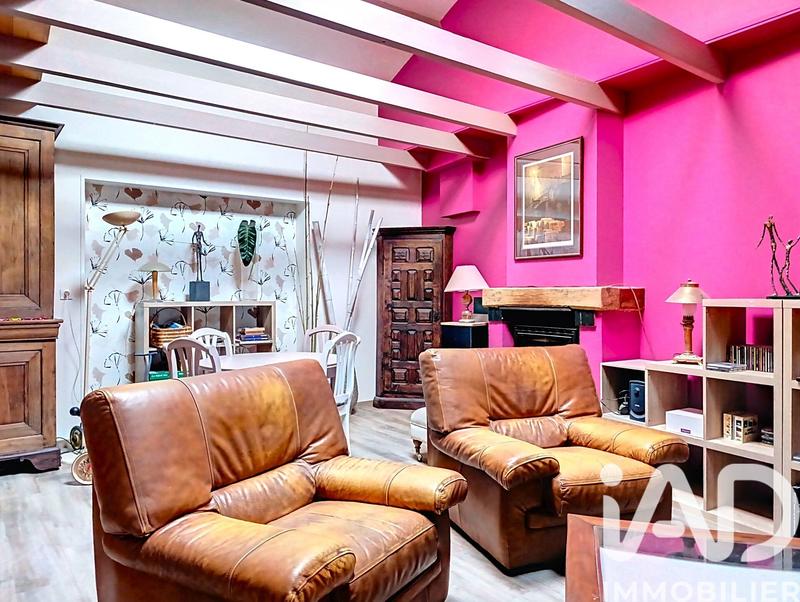 Maison - 275 m² - 11 pièces