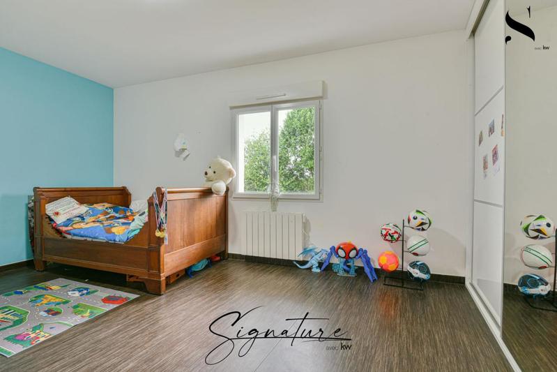 Maison - 215 m² - 8 pièces