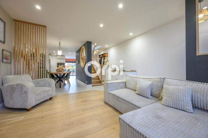 Maison - 116 m² - 5 pièces