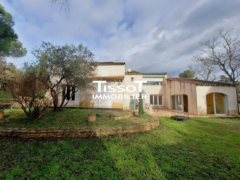 Maison ancienne - 190 m² - 4 pièces