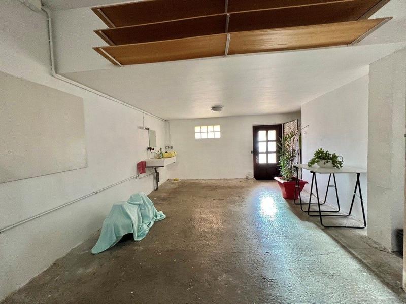 Maison - 110 m² - 8 pièces