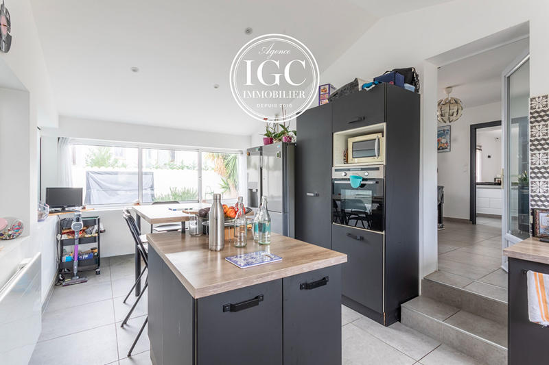 Maison - 131 m² - 5 pièces