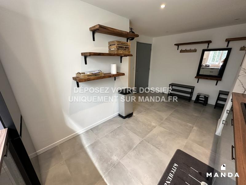 Chambre - 11 m² - 7 pièces