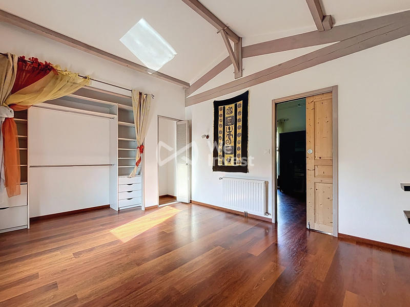 Maison - 137 m² - 4 pièces