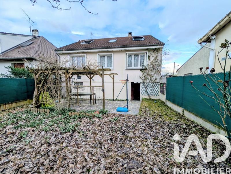 Maison - 138 m² - 6 pièces