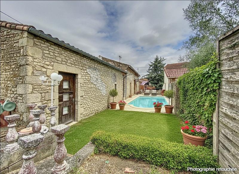 Maison ancienne - 90 m² - 5 pièces