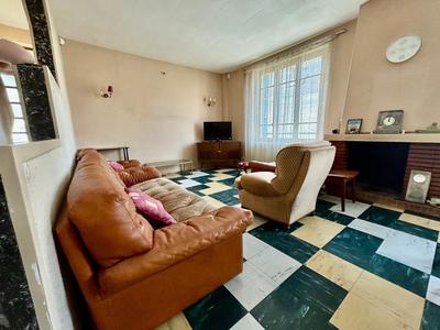 Maison - 152 m² - 7 pièces