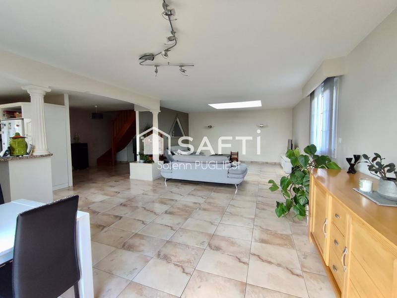 Maison - 170 m² - 5 pièces