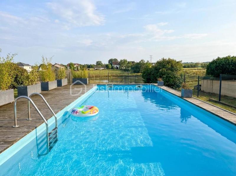 Maison - 150 m² - 6 pièces