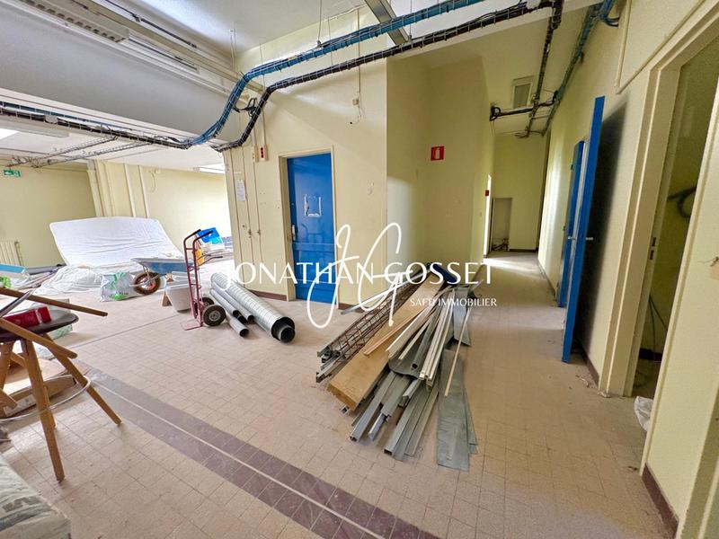 Appartement - 176 m² - 5 pièces