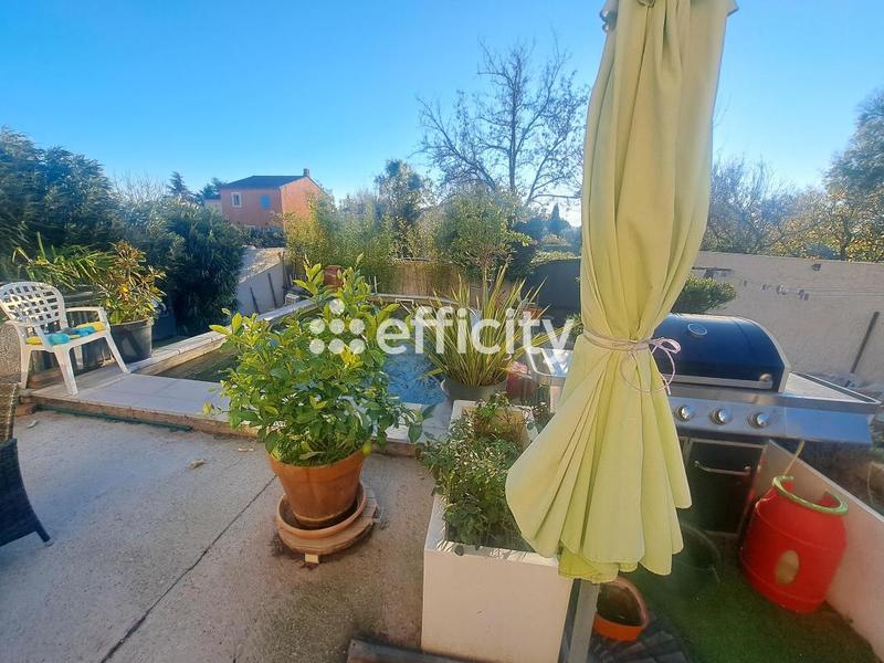 Maison - 93 m² - 5 pièces