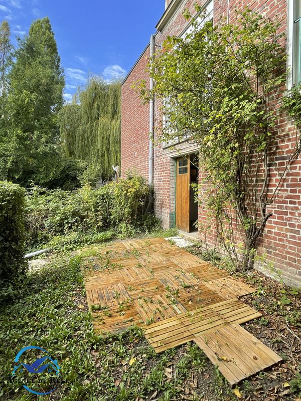 Maison - 200 m² - 6 pièces