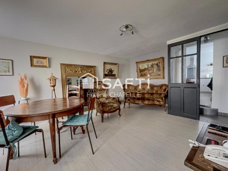 Maison - 185 m² - 10 pièces