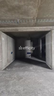 Parking / Garage - 13 m²