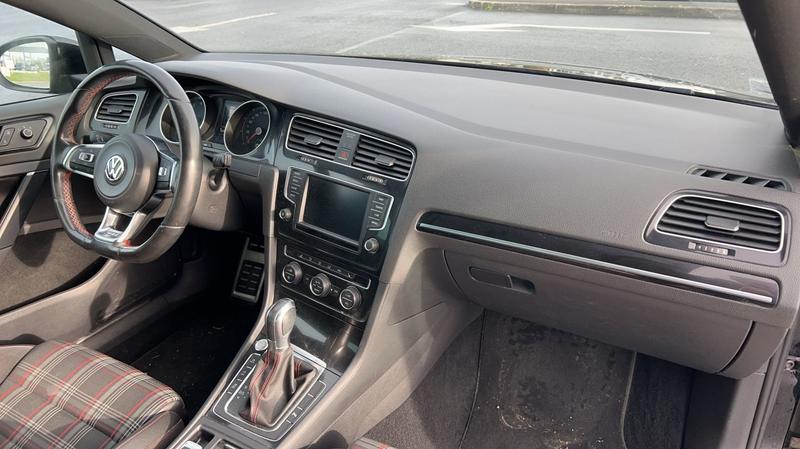 Volkswagen Golf VII 2.0 Tfsi 220 Dsg6 Gti Performance