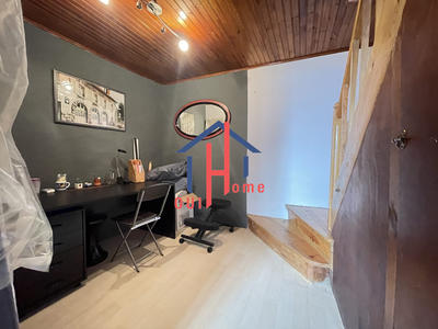 Maison - 98 m² - 5 pièces