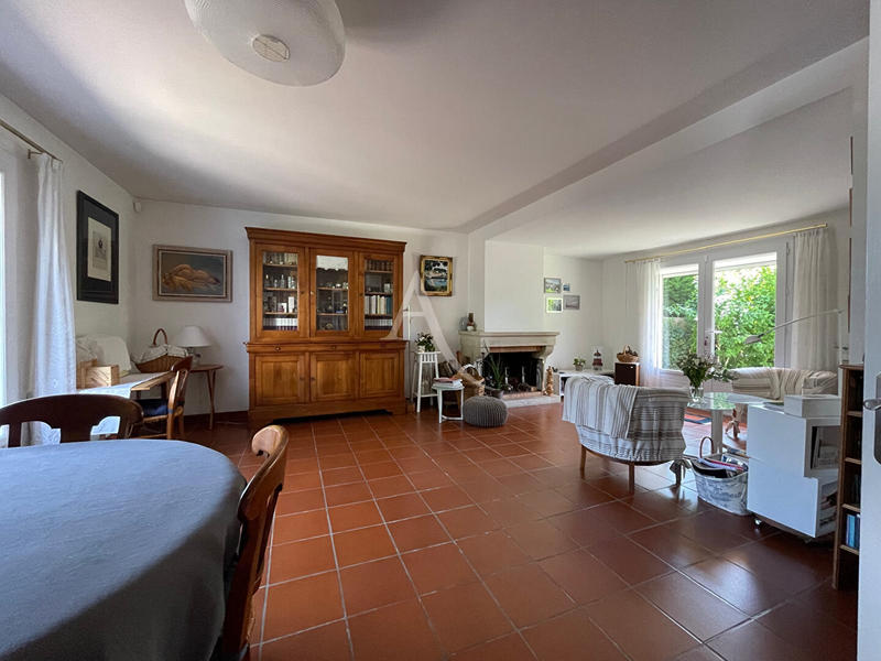 Maison - 102 m² - 4 pièces